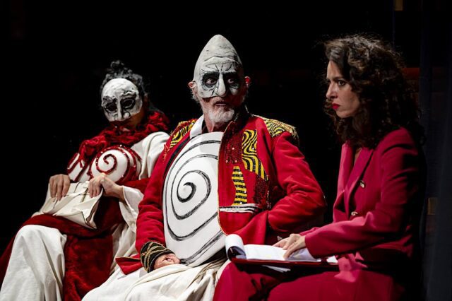 Ubù, re scatenato alla Tosse, spettacolo pieno di energia e bellezza