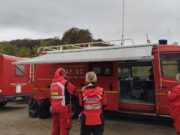 Genova, tre escursionisti dispersi ai Piani di Praglia: intervento serale dei vigili del fuoco Genova, tre escursionisti dispersi ai Piani di Praglia: intervento serale dei vigili del fuoco