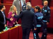 Bagarre in consiglio comunale a Genova: espulsa la consigliera Bordilli