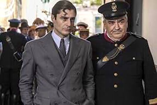 Ritorna in TV Il commissario Ricciardi Ritorna in TV Il commissario Ricciardi