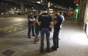 Controlli straordinari della Polizia nel Centro storico: un arresto, due denunce e sanzioni per 2.000 euro Controlli straordinari della Polizia nel centro storico: un arresto, due denunce e sanzioni per 2.000 euro