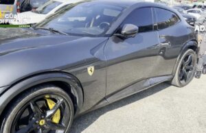 Traghetto da Tunisi: sequestrata Ferrari Purosangue di contrabbando Traghetto da Tunisi: sequestrata Ferrari Purosangue di contrabbando