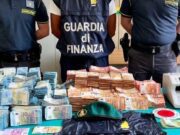 Schema Ponzi, ex consulente finanziaria arrestata per truffa: raggirati 112 clienti