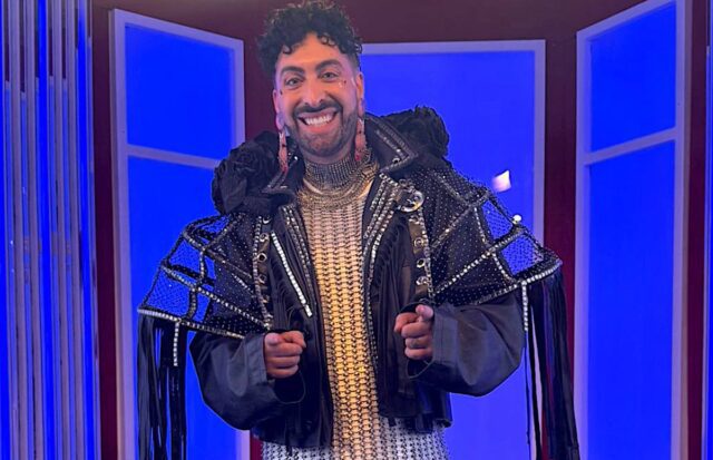 Matteo Addino omaggia Rosa Chemical a Ballando con le Stelle: look dark-pop che parla di libertà