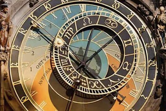 Appena scattata l’ora solare: dormiremo un’ora in più, ma le giornate si accorciano Appena scattata l’ora solare: dormiremo un’ora in più, ma le giornate si accorciano