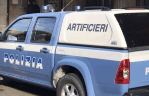 Pacco bomba inviato a un’agenzia di recupero crediti: indagato un 60enne di Faenza Pacco bomba inviato a un’agenzia di recupero crediti: indagato un 60enne di Faenza