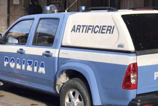 Pacco bomba inviato a un’agenzia di recupero crediti: indagato un 60enne di Faenza Pacco bomba inviato a un’agenzia di recupero crediti: indagato un 60enne di Faenza