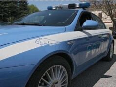 Imperia, sperona l’auto della Polizia e tenta la fuga: arrestato con 2 chili di droga Imperia, sperona l’auto della Polizia e tenta la fuga: arrestato con 2 chili di droga