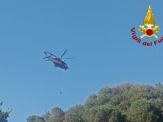 Escursionista salvato sul Ramaceto: corda dei compagni e Drago dei Vigili del Fuoco Escursionista salvato sul Ramaceto: corda dei compagni e Drago dei Vigili del Fuoco