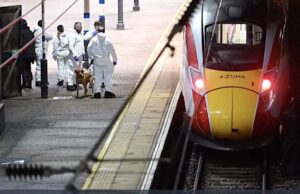 Aggressione a bordo treno nel Cambridgeshire: 11 feriti, 2 in gravi condizioni, esclusa la pista terroristica Aggressione a bordo treno nel Cambridgeshire: 11 feriti, 2 in gravi condizioni, esclusa la pista terroristica