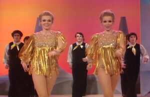 Gemelle Kessler morte insieme: confermato suicidio assistito in Germania a 89 anni Gemelle Kessler morte insieme: confermato suicidio assistito in Germania a 89 anni