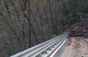 Frana a Piandifieno: Alta Val Graveglia isolata e agriturismo chiuso