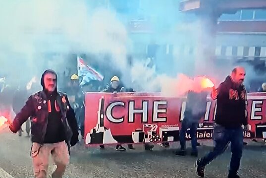 Ex Ilva, domani corteo operai fino alla Prefettura. Rischio scontri e caos viabilità