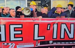 Ex Ilva Genova, lavoratori in corteo verso Sampierdarena: traffico in tilt dopo l’assemblea a Cornigliano Ex Ilva Genova, lavoratori in corteo verso Sampierdarena: traffico in tilt dopo l’assemblea a Cornigliano
