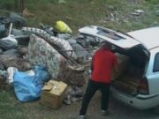 Genova, doppio intervento della Polizia Locale contro l’abbandono illecito di rifiuti Genova, doppio intervento della Polizia Locale contro l’abbandono illecito di rifiuti