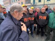 Bucci incontra i lavoratori dell’ex Ilva a Cornigliano: La Liguria lotta per salvare produzione e occupazione Bucci incontra i lavoratori dell’ex Ilva a Cornigliano: La Liguria lotta per salvare produzione e occupazione