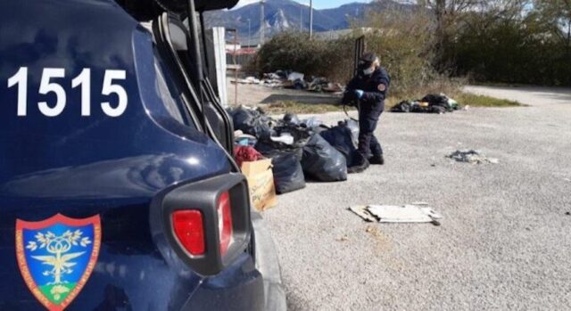 carabinieri forestale rifiuti