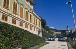 Scuola Voltri e bimbo 7 anni precipitato, ispettori Valditara alla pm: inadempienze