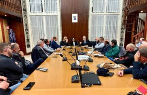 Ex Ilva Cornigliano, dopo il tavolo in Prefettura incontro a Roma il 28 novembre Ex Ilva Cornigliano, dopo il tavolo in Prefettura incontro a Roma il 28 novembre