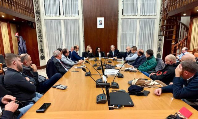 Ex Ilva Cornigliano, dopo il tavolo in Prefettura incontro a Roma il 28 novembre