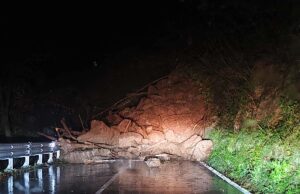 Frana a Ne: chiusa la SP26, il Comune organizza percorsi alternativi per i bambini Frana a Ne: chiusa la SP26, il Comune organizza percorsi alternativi per i bambini