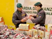 Maxi sequestro a Genova: oltre 1 milione di articoli contraffatti per valore superiore ai 3,5 milioni di euro
Maxi sequestro a Genova: oltre 1 milione di articoli contraffatti per valore superiore ai 3,5 milioni di euro