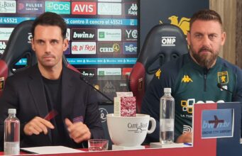 Genoa, domenica arriva la Fiorentina (ore 15). De Rossi la vede dalla tribuna