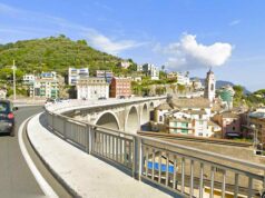 Donna precipita dal ponte di Sori, inutili i soccorsi Donna precipita dal ponte di Sori, inutili i soccorsi