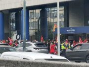 Novotel, licenziate dopo lo sciopero: presidio davanti alla Prefettura di Genova Novotel, licenziate dopo lo sciopero: presidio davanti alla Prefettura di Genova