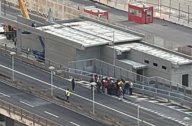 Genova: la sopraelevata chiusa oggi 23 novembre per Maledetti Architetti Genova: la sopraelevata chiusa oggi 23 novembre per Maledetti Architetti