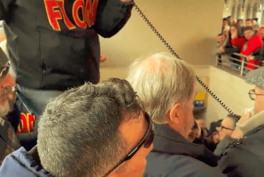 Bucci a Brignole tra gli operai che bloccano binari: massimo impegno per ex Ilva