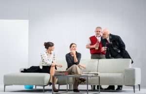 Al Teatro Duse continua il successo di Le Dieu du carnage Al Teatro Duse continua il successo di Le Dieu du carnage