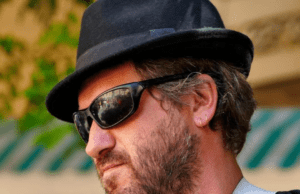 Lele Ravera e “Gli eroi con la band” Lele Ravera-Cantautore