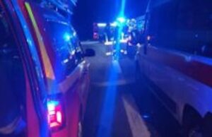 Cantieri infiniti, incidente in A26 a Mele: morto autista bus. Una ventina di feriti