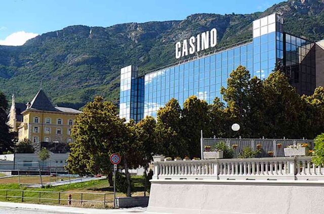 Inchiesta Saint-Vincent, tra gli indagati anche l’imprenditore genovese Spinelli