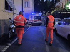 Granata bellica nel sottotetto di un condominio in via Albaro: intervento degli artificieri a Genova Granata bellica nel sottotetto di un condominio in via Albaro: intervento degli artificieri a Genova