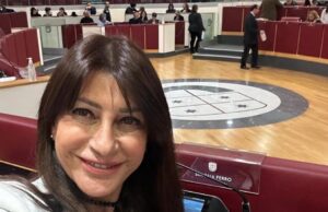 Nidi gratis, ma il Pd attacca Simona Ferro. L’assessora di FdI: mi fanno sorridere