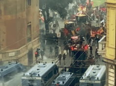 Ex Ilva, in via Roma alari sfondati e operaio ferito. Corteo a Brignole per blocco binari