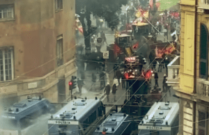 Ex Ilva, in via Roma alari sfondati e operaio ferito. Corteo a Brignole per blocco binari