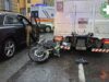 Incidente in via Montevideo a Genova, motociclista finisce contro un camion: ferito un 38enne Incidente in via Montevideo a Genova, motociclista finisce contro un camion: ferito un 38enne