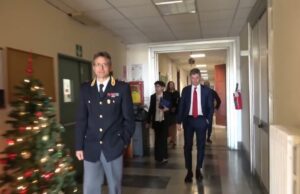 Il capo della Polizia Vittorio Pisani in visita alla Questura di Genova: apprezzamento per l’operazione Domino Il capo della Polizia Vittorio Pisani in visita alla Questura di Genova: apprezzamento per l’operazione Domino