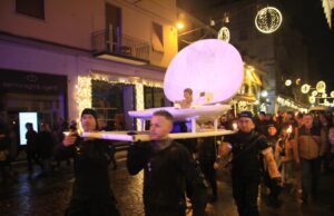 La Spezia, Natale Subacqueo 2025: Gesù Bambino emerge dalle acque La Spezia, Natale Subacqueo 2025: Gesù Bambino emerge dalle acque