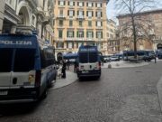 Ex Ilva, rischio scontri: 20 blindati Polizia in via Roma. E Fiom attacca Urso
