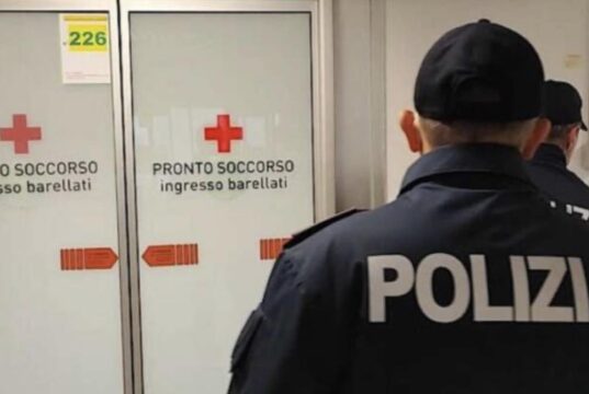 Ospedale San Paolo, 18enne arrestato dopo minacce ai medici e danni al pronto soccorso Ospedale San Paolo, 18enne arrestato dopo minacce ai medici e danni al pronto soccorso