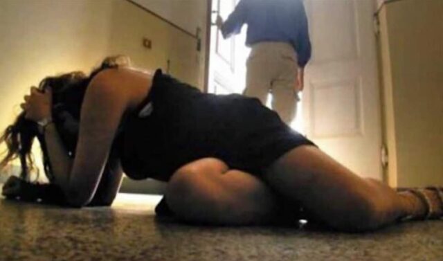 Violenza domestica a Sampierdarena: donna salvata dal Nucleo Fasce Deboli, marito arrestato Violenza domestica a Sampierdarena: donna salvata dal Nucleo Fasce Deboli, marito arrestato