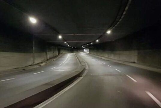 Grave incidente in moto nel sottopasso di Caricamento a Genova: 40enne trasferito in codice rosso Grave incidente in moto nel sottopasso di Caricamento a Genova: 40enne trasferito in codice rosso