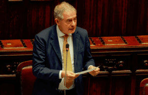 Ex Ilva, Urso: nessuna Cig e no chiusura. Intervento pubblico se necessario