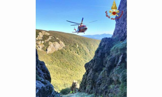 Tragedia sul Monte Penna: cercatore di funghi muore dopo una caduta in un canalone Tragedia sul Monte Penna: cercatore di funghi muore dopo una caduta in un canalone