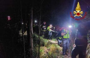 Ragazzi in difficoltà su un sentiero nell’entroterra genovese, intervento di soccorso in località Marsiglia Ragazzi in difficoltà su un sentiero nell’entroterra genovese, intervento di soccorso in località Marsiglia