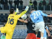 Un gagliardo Genoa cede al minuto 100 su rigore alla Lazio (3-2). Super Malinovskyi.